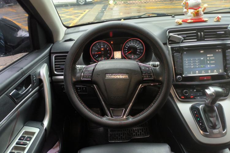 Used Haval H6 2015 Sport Edition 1.5T Automatic Two-Wheel Drive Luxury Model Steering Wheel
