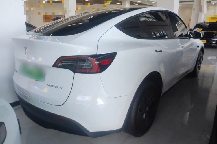 Used Tesla Model Y 2024 Rear-Wheel-Drive Version
