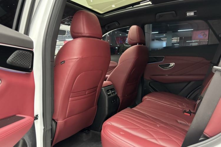 Used JETOUR X70 PLUS 2025 1.5T ZhiZhen Pailong Edition 7-Seater