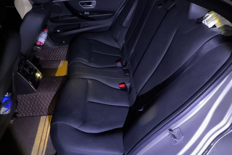 Used BMW 3 Series 2016 320Li Ambition Model
