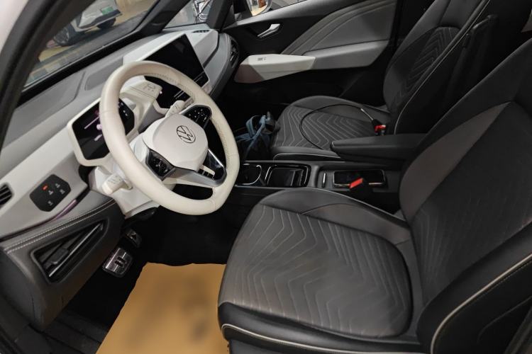 Used Volkswagen ID.3 2025 Smart Model Outstanding Oxygen Edition