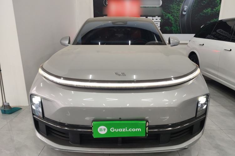 Used Li Auto L8 2023 Pro Model
