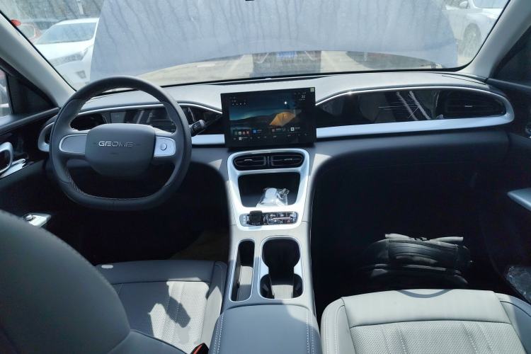 Used Geely Galaxy Geome 2026 Model 310km Youth Edition
