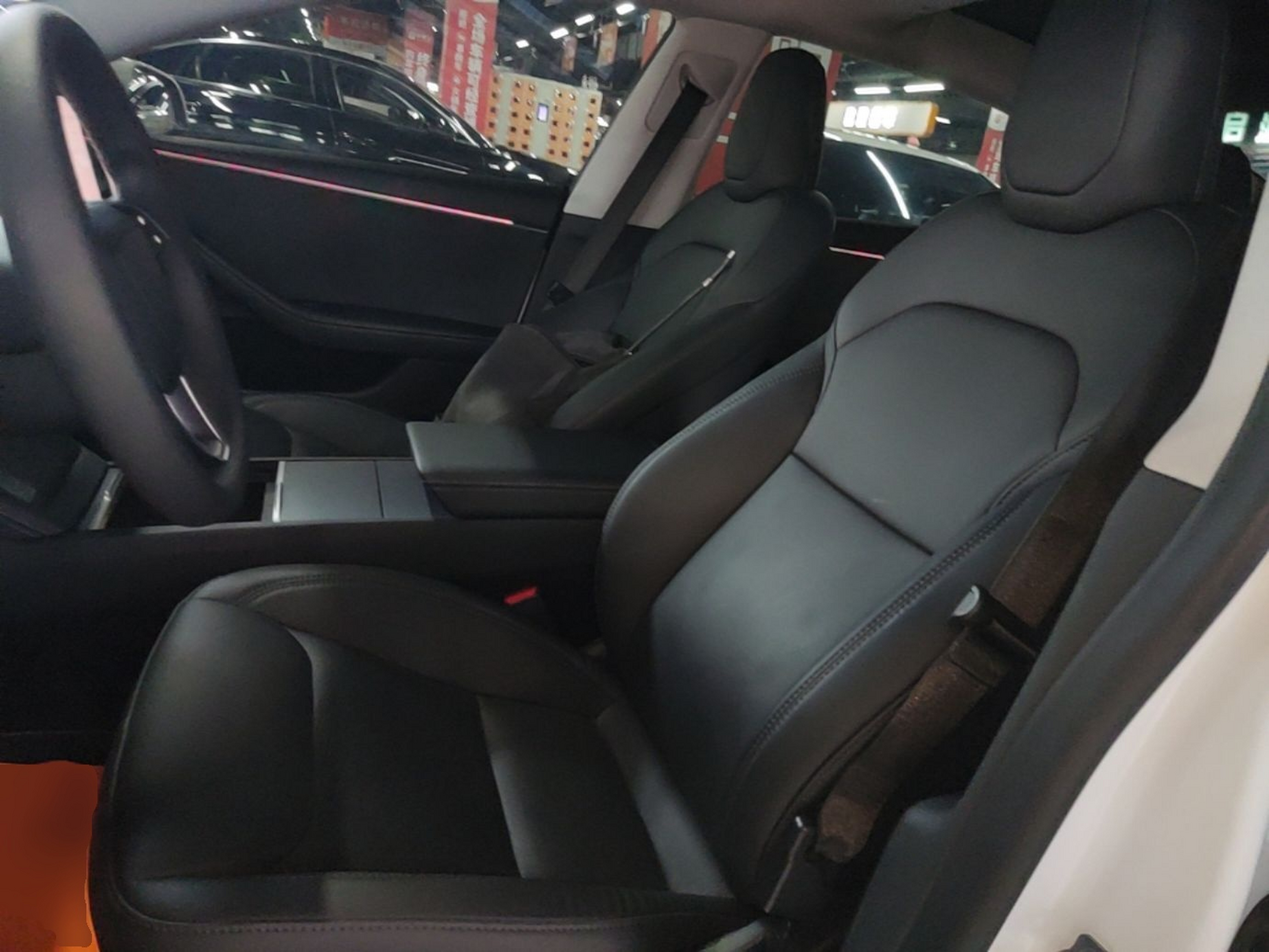 Interior delantero