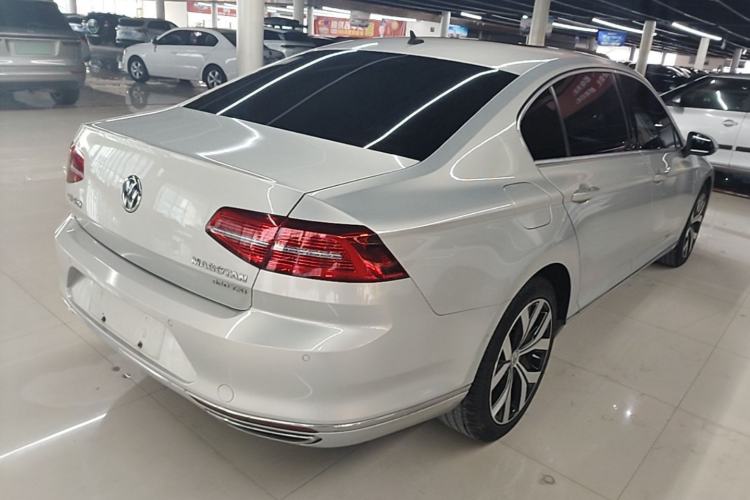 Used Volkswagen Magotan 2018 330TSI DSG Luxury Model