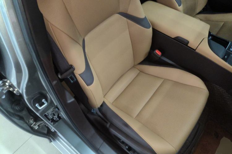 Used Lexus ES 2020 200 Excellence Edition Right Front Seat
