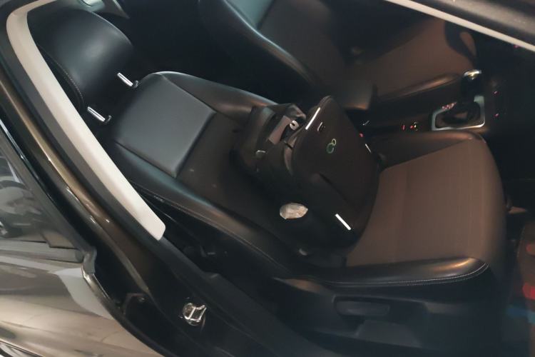 Used Volkswagen Tiguan L 2016 300TSI Automatic Two-Wheel Drive Trend Edition
