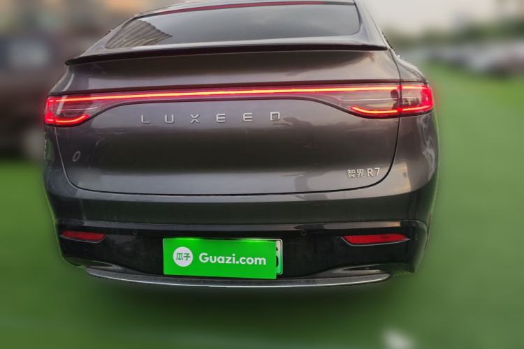 Used Hima Luxeed R7 2025 Extended-Range 251km Pro
