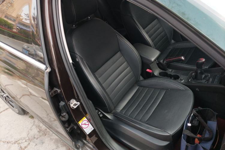 Used Skoda Octavia 2017 1.6L Manual Smart Drive Edition