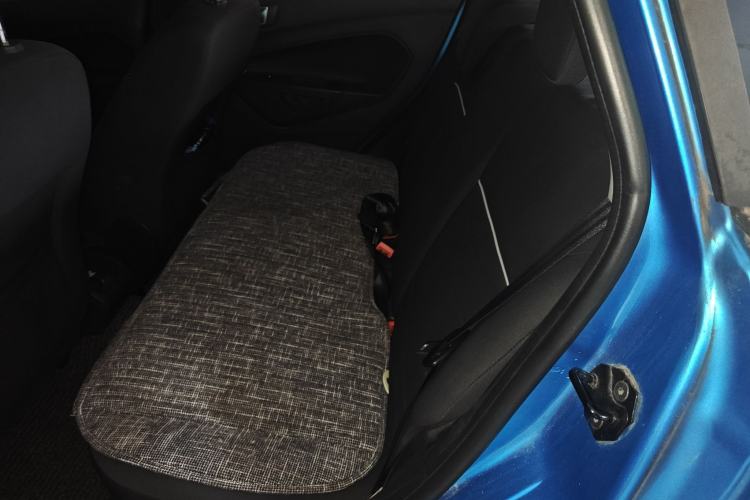 Used Ford Fiesta 2013 Hatchback 1.5L Automatic Fashion Edition
