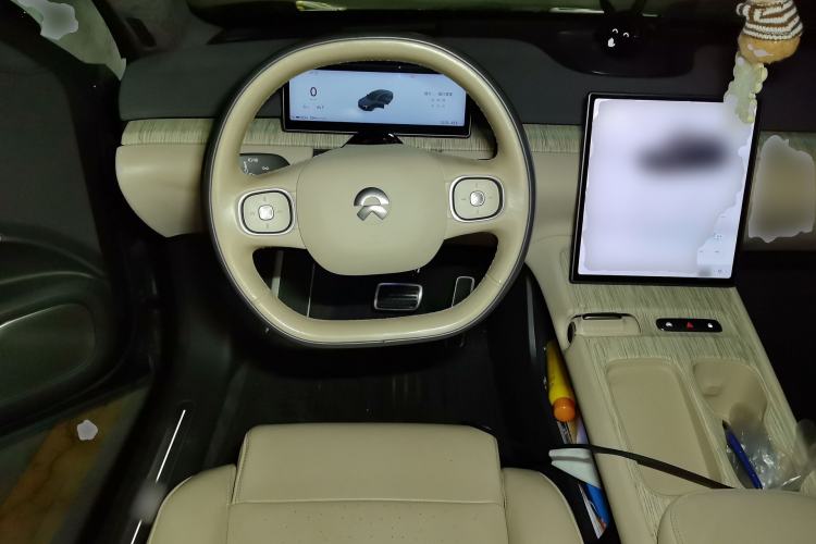 Used Nio ET7 2022 100kWh First Edition Steering Wheel