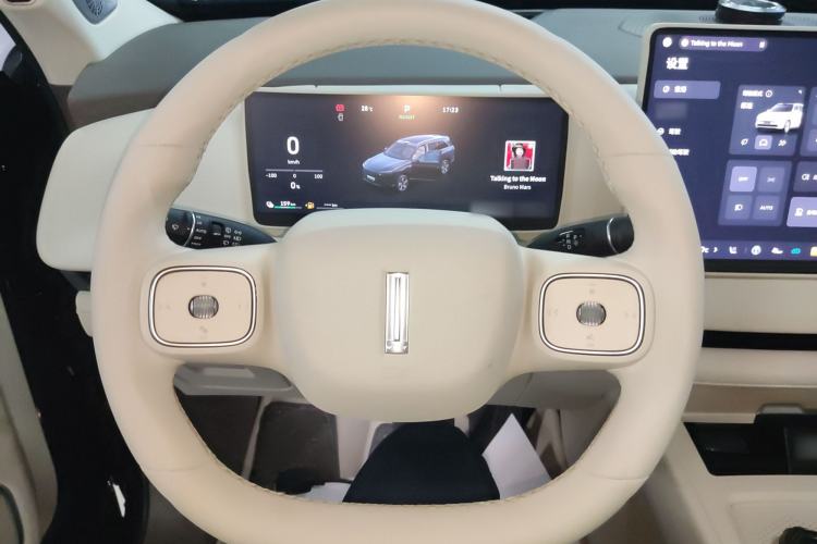 Used Wey Lanshan 2025 Four-Wheel Drive Max