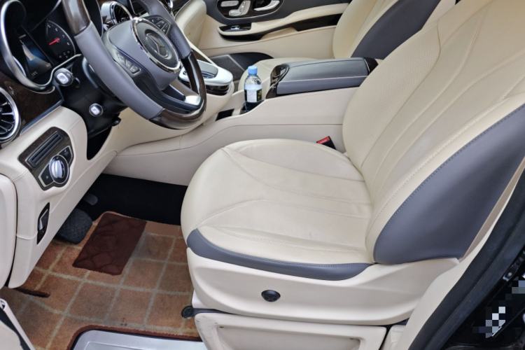 Used Mercedes-Benz V-Class 2021 V 260 Avantgarde Edition Left Front Seat