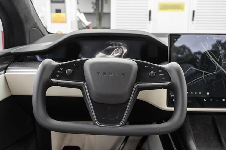 Used Tesla Model X 2023 Three-Motor All-Wheel-Drive Plaid Version