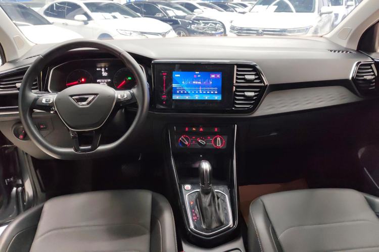 Used Jetta VS5 2022 280TSI Automatic Enjoyment Pro Trim
