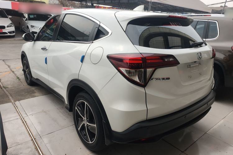 Used Honda Vezel 2020 1.5L CVT Luxury Edition
