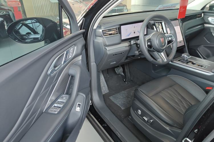 Used Hongqi HS7 PHEV 2024 2.0T PHEV Four-Wheel Drive Flagship Edition 6 Seats
