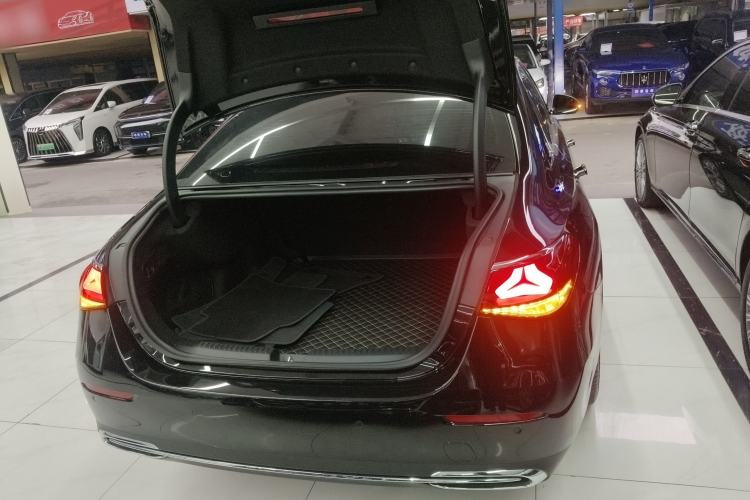 Used Mercedes-Benz E-Class 2025 E 300 L Stylish Model
