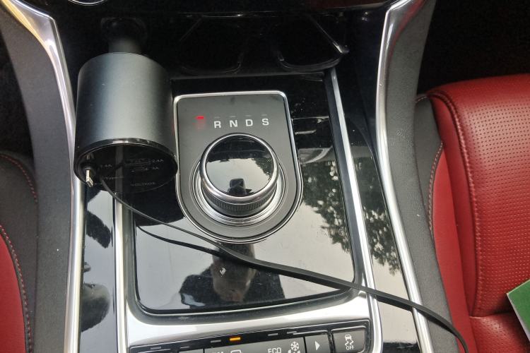 Used Jaguar XE 2017 2.0T 200 PS R-Sport