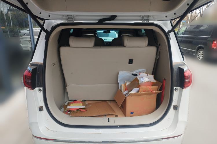 Used Buick GL8 2023 ES Lu Zun Comfort Model Trunk