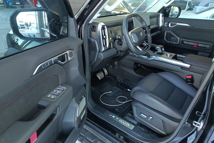 Used JETOUR Traveler 2023 2.0T All-Wheel-Drive CrossPRO
