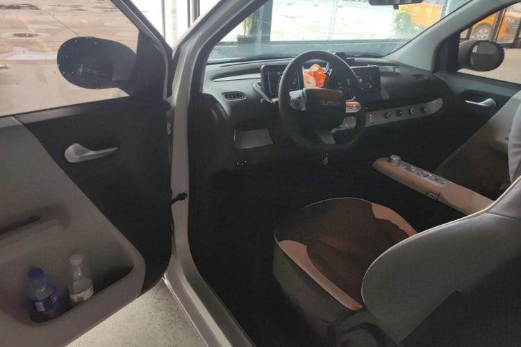 Used CHANGAN NEVO Lumin 2025 205 km Xiangqin Version