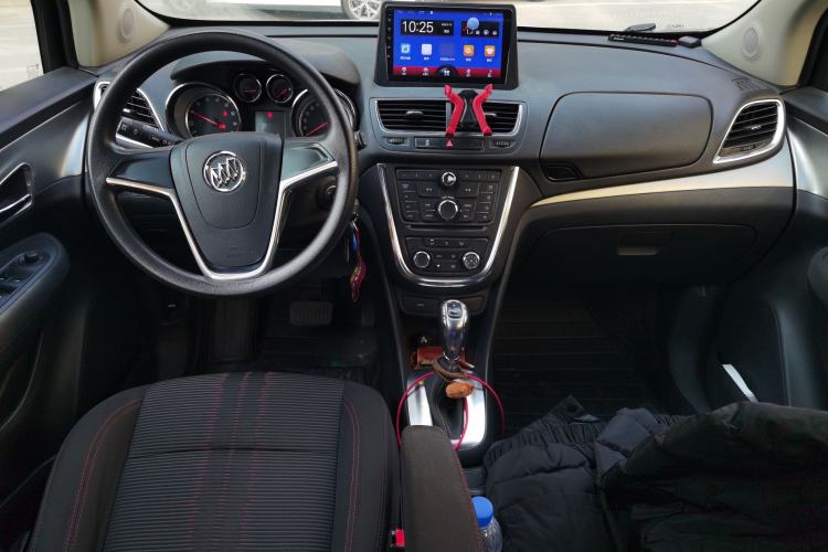 Used Buick Encore 2015 1.4T Automatic Two-Wheel Drive Urban Elite Version
