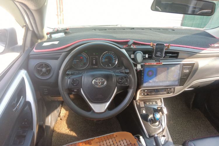 Used Toyota Levin 2017 Revised Dual-Engine 1.8H GS E-CVT Elite Sunroof Version China V Standard Steering Wheel