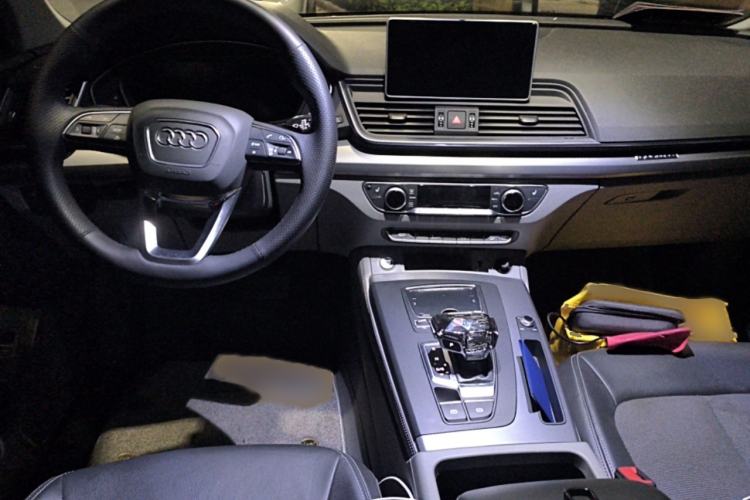 Used Audi Q5L 2018 40 TFSI Prestige Fashion Edition China V Interior 2