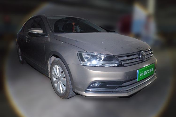 Used Volkswagen Sagitar 2017 1.6L Manual Comfort Model Front Right 45 Deg