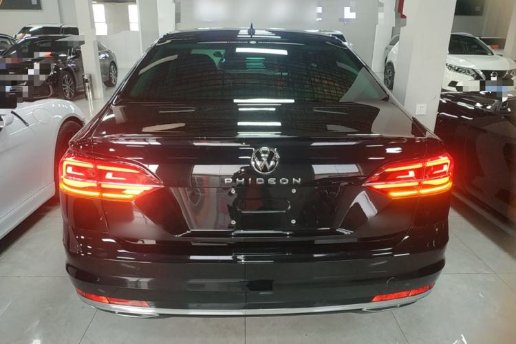 Used Volkswagen Phideon 2021 380TSI Luxury Edition Rear