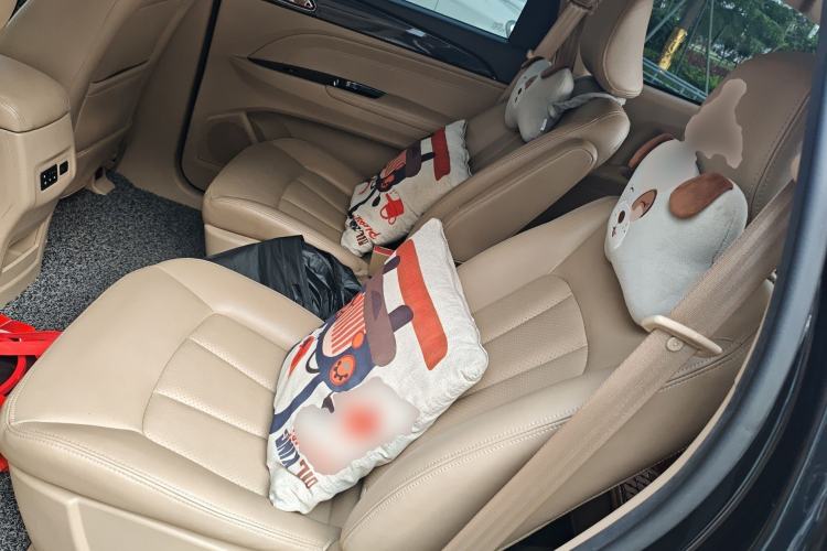 Used Baojun 730 2016 1.5L Manual Comfort Version 7 Seats China V Emission Standard