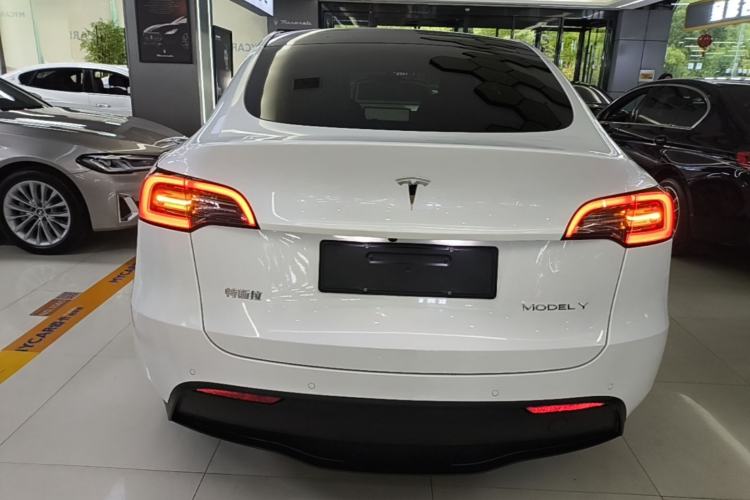 Used Tesla Model Y 2022 Rear-Wheel-Drive Version