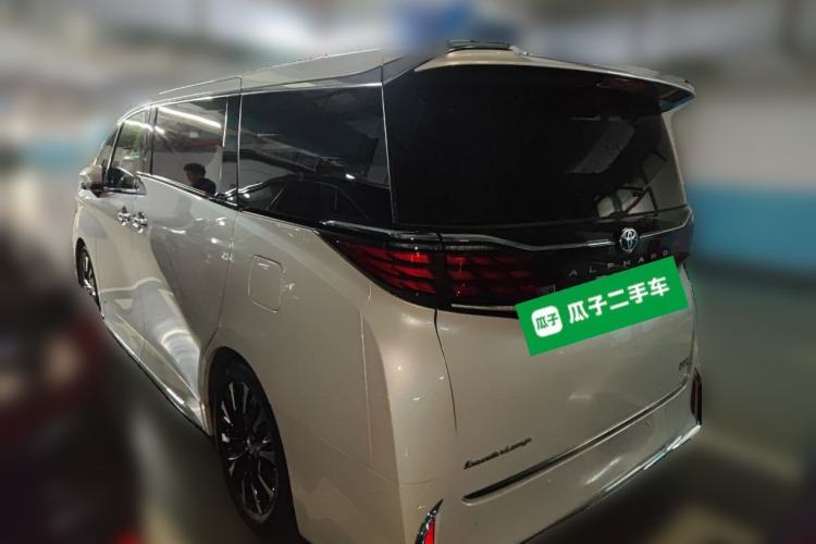 Used Toyota Alphard 2024 Dual-Engine 2.5L Deluxe Edition