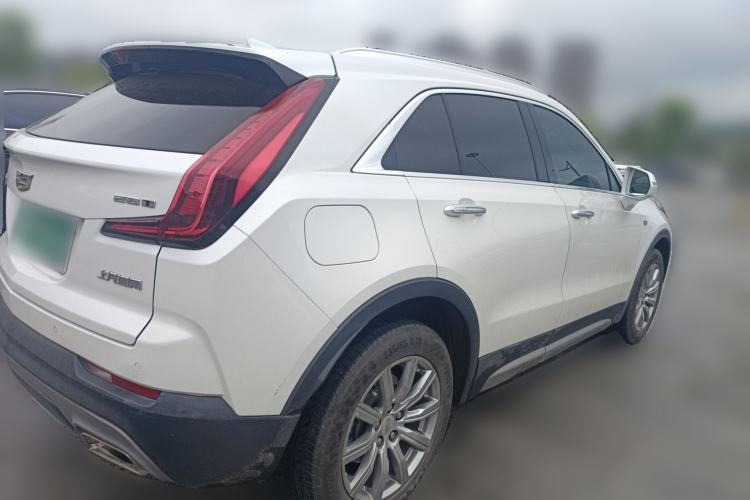 Used Cadillac XT4 2018 28T Two-Wheel Drive Leading Version
