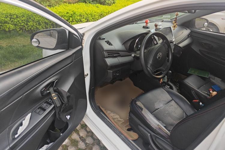 Used Toyota YARiS L Zhi Xuan 2017 1.5E CVT Enhanced Performance Edition Driver Seat