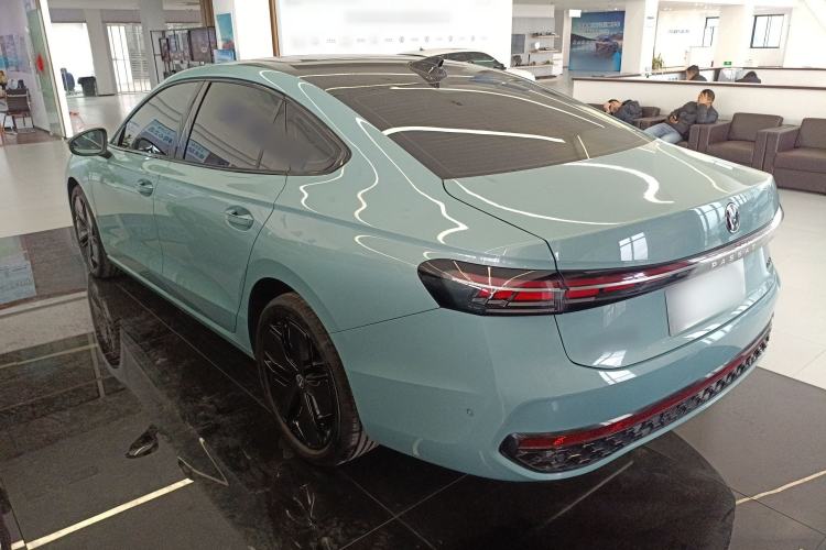 Used Volkswagen Passat 2025 Pro 380TSI Starry Dragon Luxury Edition
