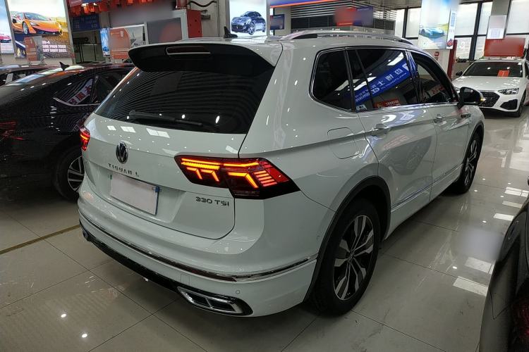 Used Volkswagen Tiguan L 2023 Restyled 330TSI Automatic Two-Wheel Drive R-Line Enhanced Comfort Version
