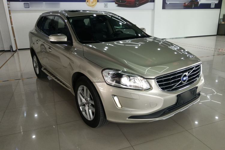 Used Volvo XC60 2017 T5 AWD Smart Upgrade Model