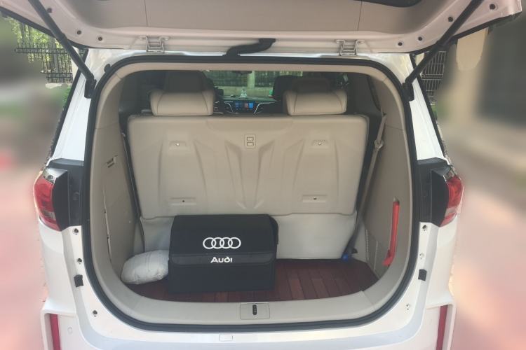 Used Buick GL8 2018 ES 28T Comfort Model China VI Standard
