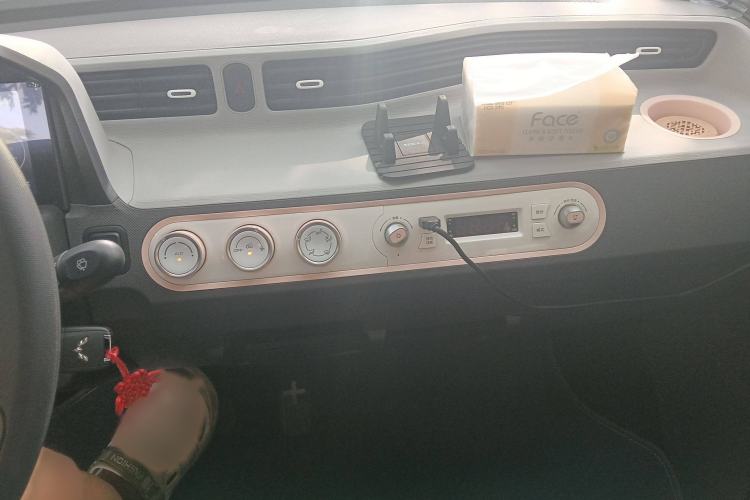 Used Wuling Hongguang MINIEV 2021 Macaron Fashion Model Lithium Iron Phosphate