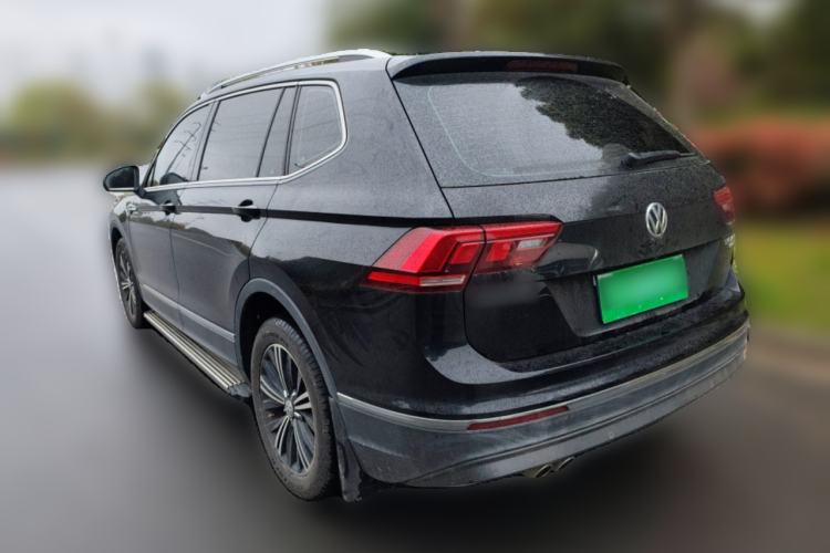 Used Volkswagen Tiguan L 2020 330TSI Automatic Two-Wheel Drive Panoramic Comfort Edition China VI Standard
