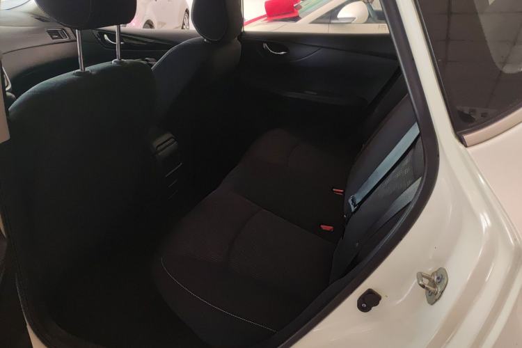 Used Nissan Tiida 2019 1.6L CVT Cool Edition China VI Standard Left Rear Seat