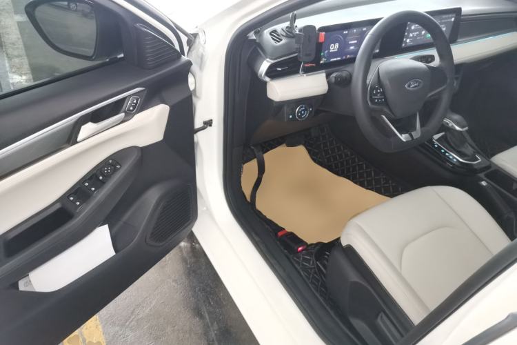 Used Ford Escort 2021 1.5L Automatic Diamond Edition Driver Seat