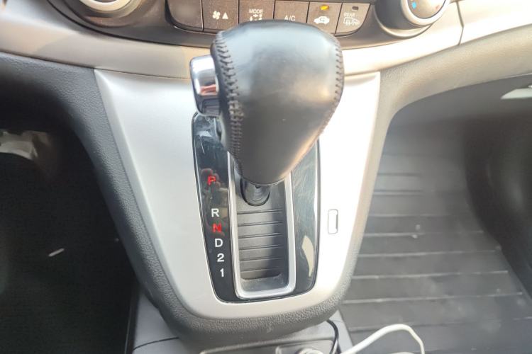 Used Honda CR-V 2013 2.4L four-wheel drive luxury version