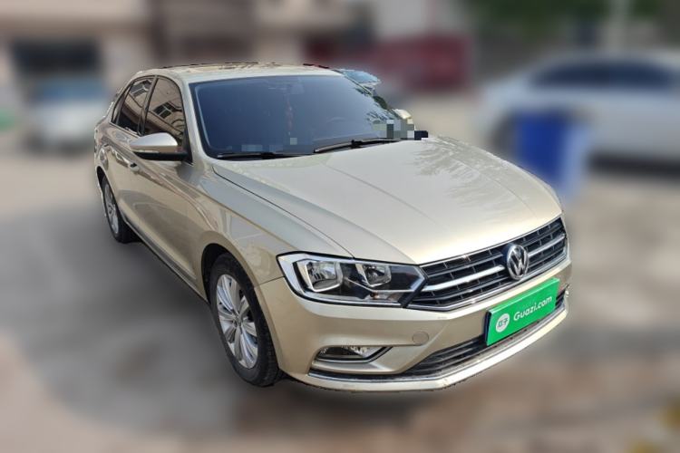 Used Volkswagen Bora 2016 1.6L Automatic Comfort Model Front Right 45 Deg