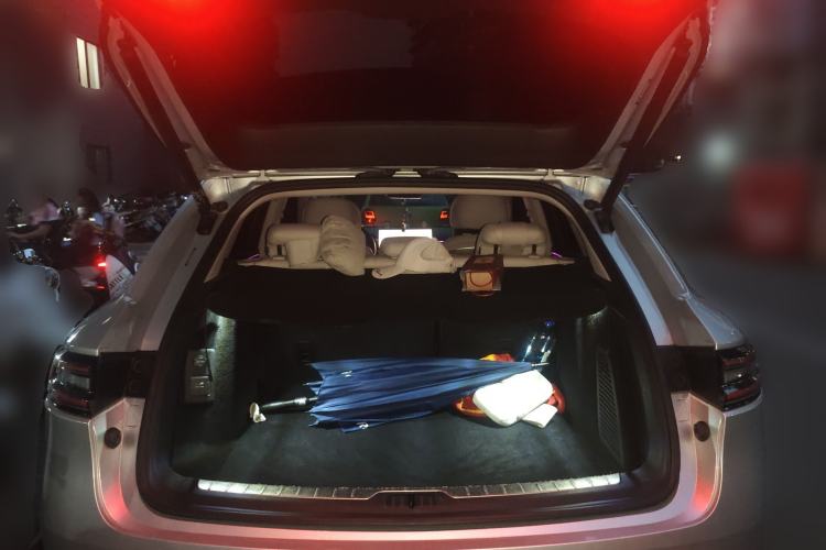 Used Hima AITO M5 2022 Extended-Range Four-Wheel Drive Performance Version Trunk