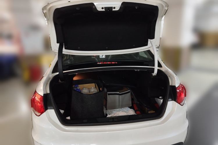 Used Citroen C4L 2013 1.6 THP Automatic Impression Edition
