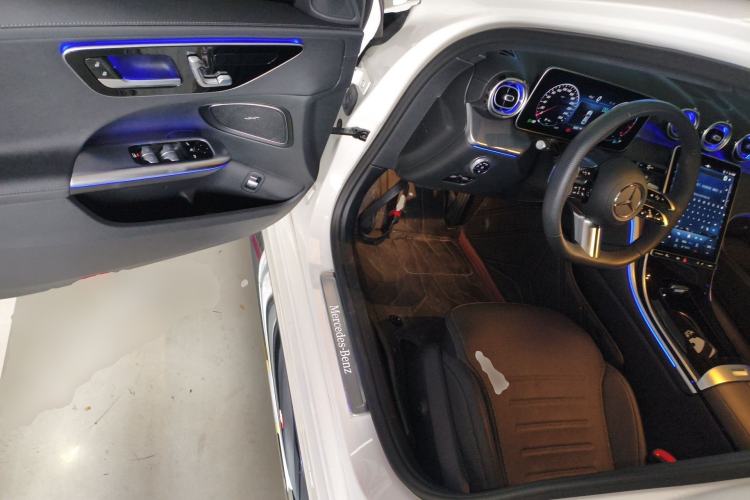 Used Mercedes-Benz C-Class 2023 Restyled C 260 L Sport Edition Driver Seat