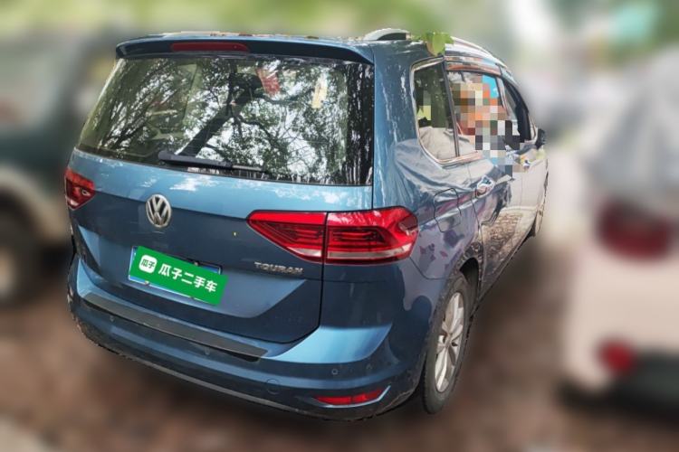 Used Volkswagen Touran 2016 Volkswagen Touran L 280TSI DSG Comfort Edition
